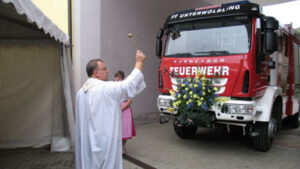 Fahrzeugsegnung FFU 2012